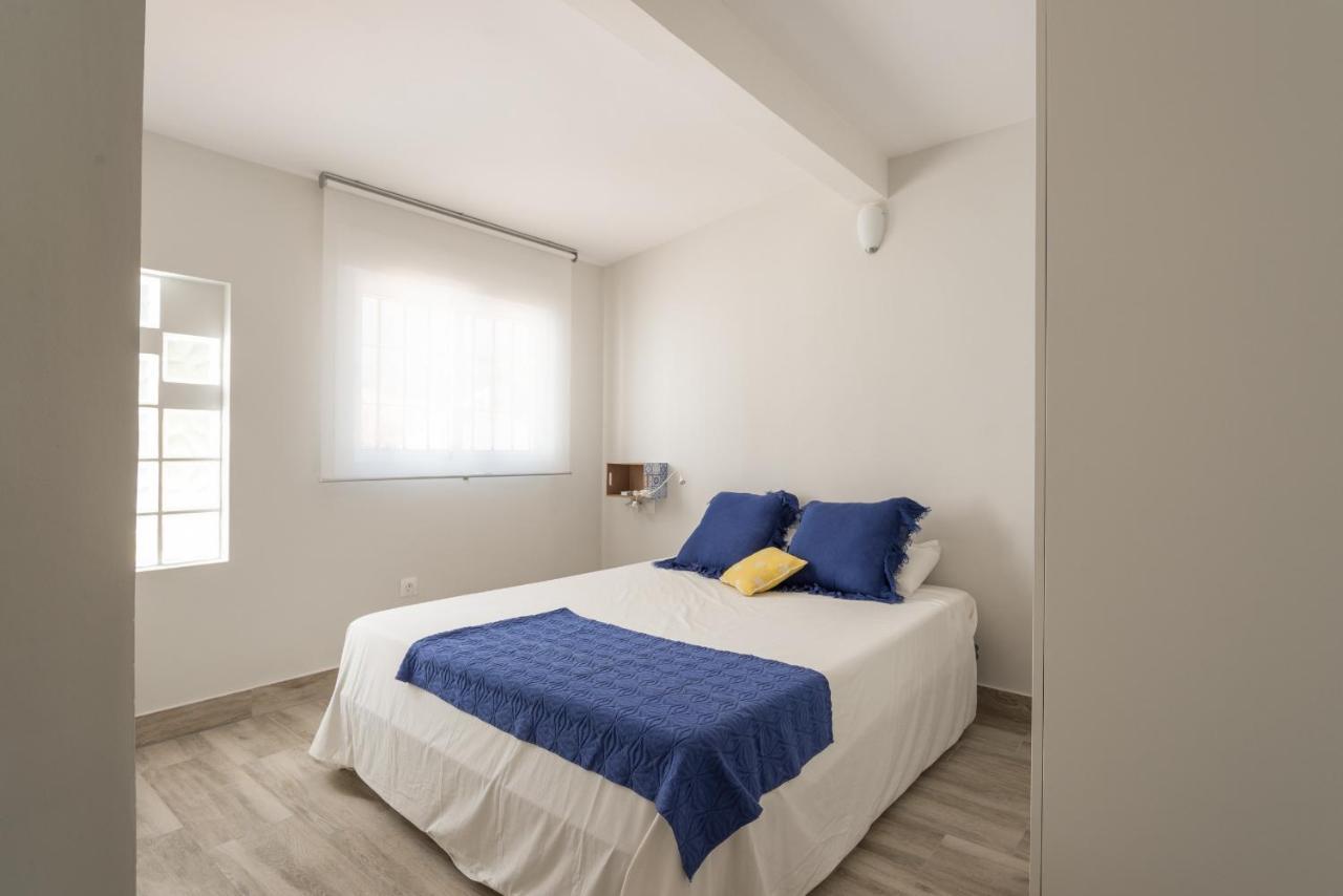 פואנגירולה Malagasuite House Pool מראה חיצוני תמונה